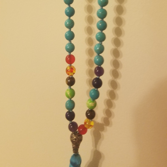Mala bead tassel necklace - Picture 6 of 6